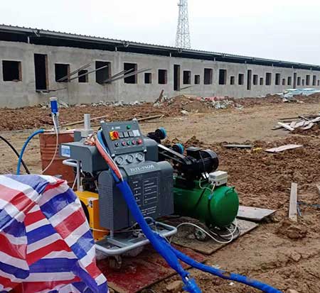 養(yǎng)殖場(chǎng)噴涂(圖3) H5600液壓養(yǎng)殖場(chǎng)噴涂機(jī)器