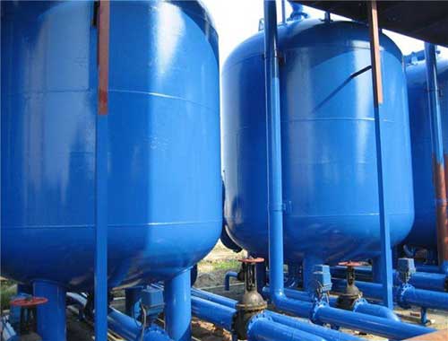 化工液體儲罐防腐聚脲施工(圖2) 化工液體儲罐防腐聚脲施工